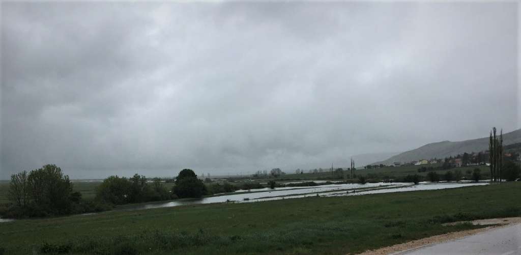 u bosni danas oblacno, a u hercegovini suincanpo vrijeme