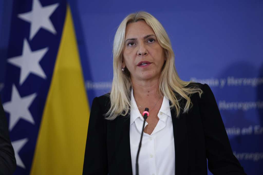 predsjedavajuca predsjednistva bih zeljka cvijanovic odgodila redovnu sjednicu predjednistva bih razlog neisplaceni dug rs prema slovenackoj firmi viadukt