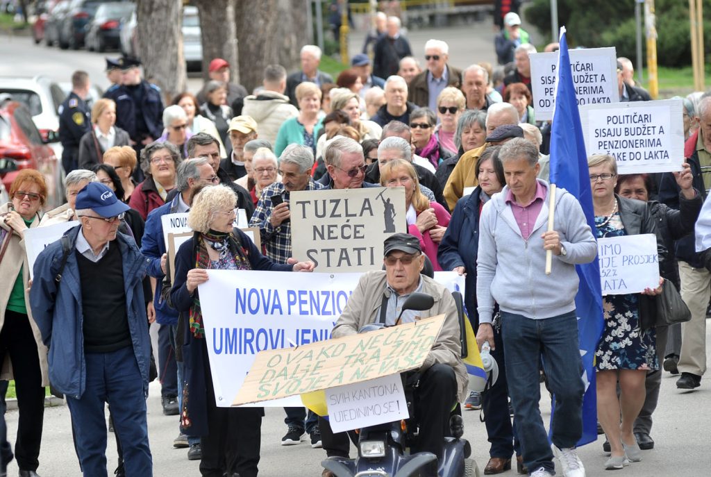 nova penzionerska umirovljenicka stranka za subotu je najavila novi protest penzionera u tuzli