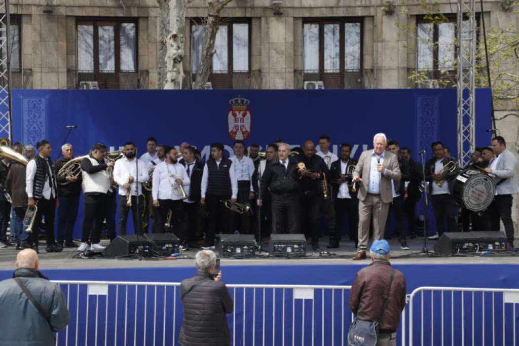 u beogradu poceo skup na koji je pozvao predsjednik srbije aleksandar vucic