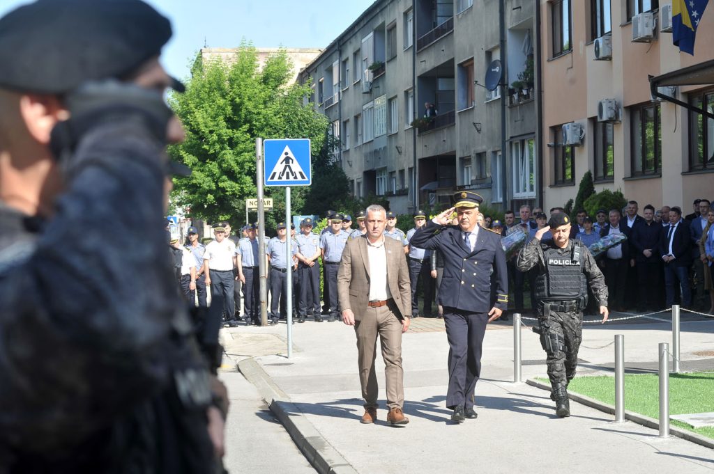 danas je u tuzli obiljezen dan policije tuzlanskog kantona