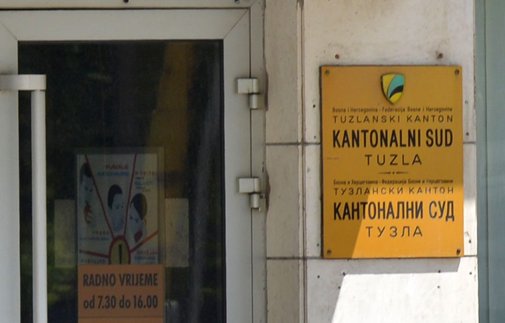 Određen pritvor za osam osoba osumnjičenih za trgovinu ljudima