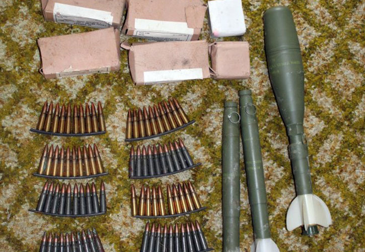 policija u bijeljini uhapsila jedno lice kod koga je pretresom kuce pronasla vecu kolicinu oruzja i municije