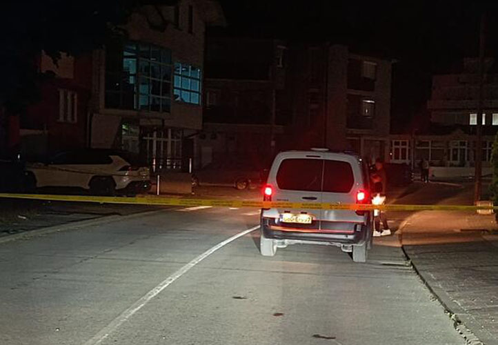 sinoc je u sanskom mostu doslo do pucnjave maskirani napadaca u noge ranio poznatog biznismena