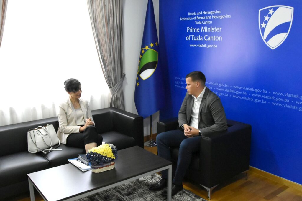 odrzan sastanak premijera tk irfana halilagica sa predstavnicom misije osce-a u bih povodom saradnje u borbi protiv nasilja u porodici