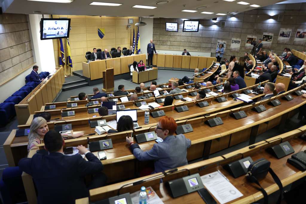 danas zakazana sjednica doma naroda parlamenta fbih na dnevnom redu izmjena zakona o femicidu