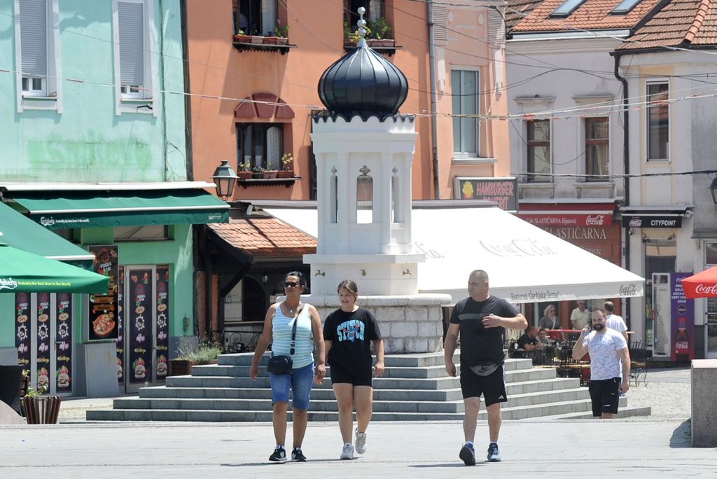 danas se u bih ocekuje uglavnom suncano vrijeme uz umjerenu oblacnost