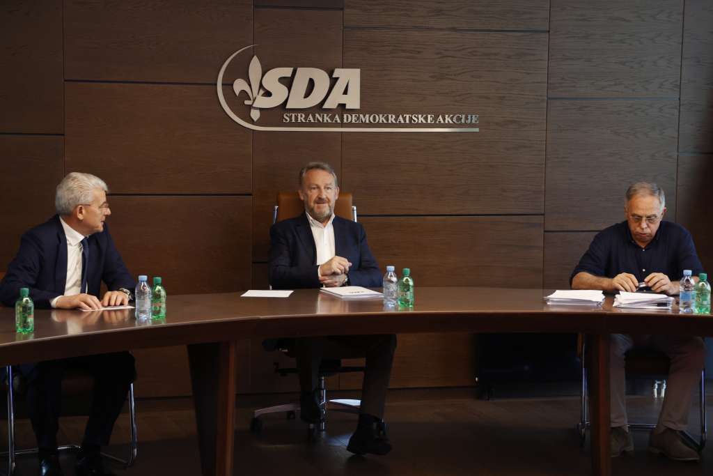 iz stranke demokratske akcije bih oglasili se povodom poskupljenja struje u fbih