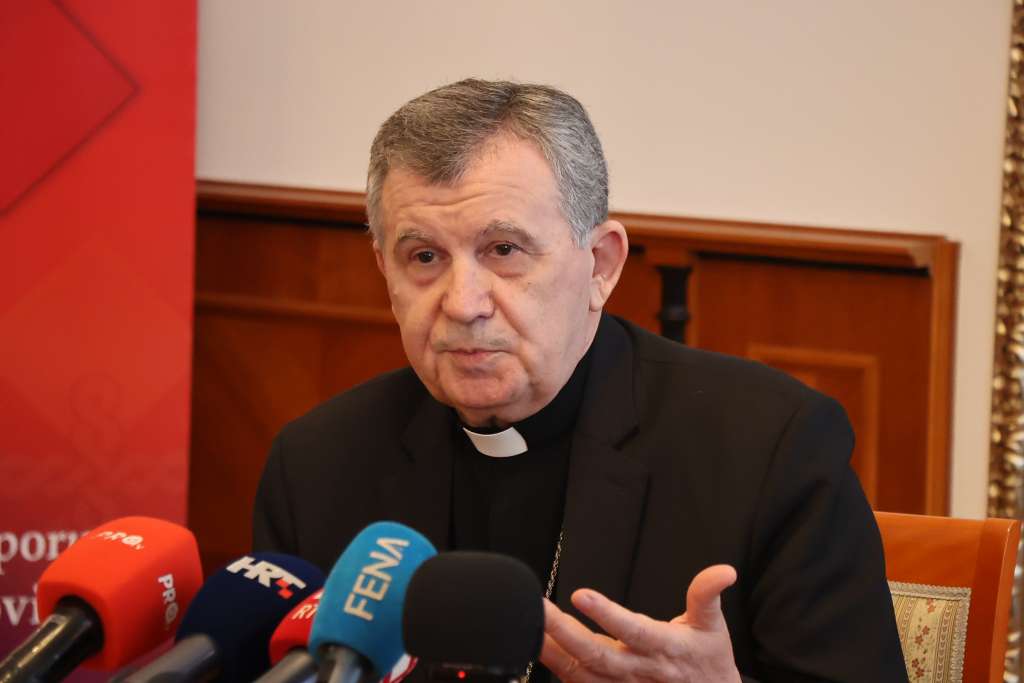 poruku povodom 30 godisnjice genocida u srebrenici uputio je vrhbosanski nadbiskup mons. tomo vuksic